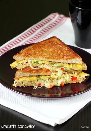 Bread omlette with cheese